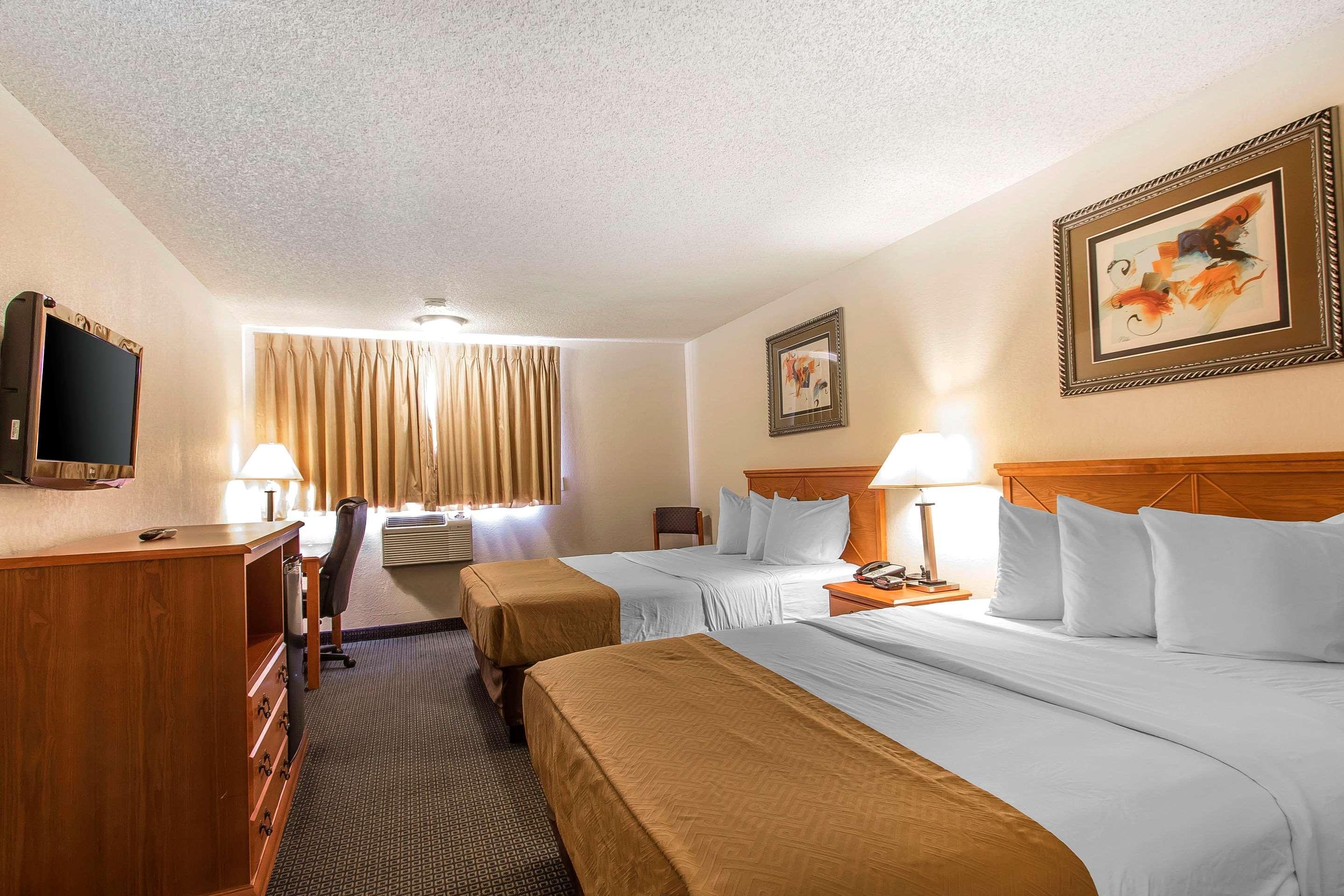 Econo Lodge Inn&Suites Clinton Esterno foto