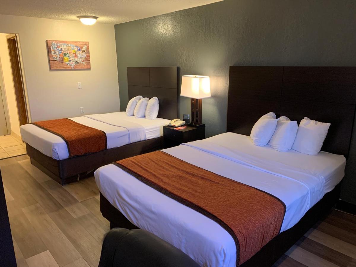Econo Lodge Inn&Suites Clinton Esterno foto